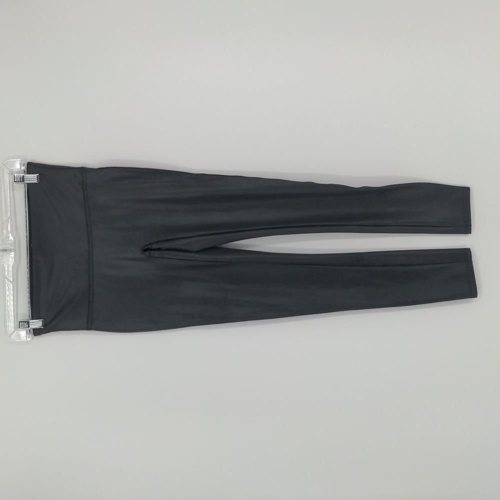 Spanx Women's Black Faux Leather Pull On Leggings‎ Size Medium Shiny Classic